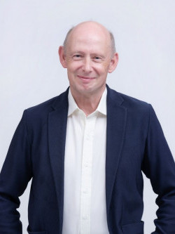 Professor MACFARLANE, Bruce John (麦博思教授)