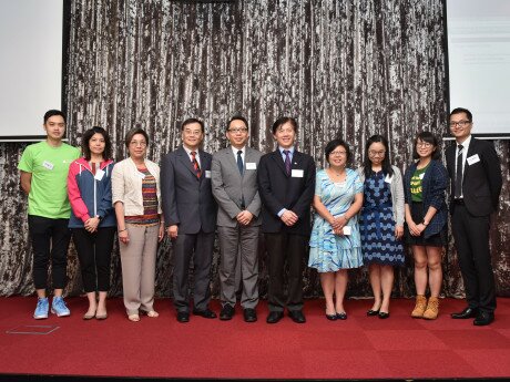 Principals, teachers and students from secondary schools attend the forum to share their views and expectations of business education in Hong Kong.