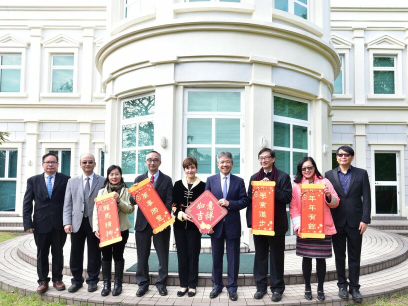 Professor Stephen Cheung Yan-leung, EdUHK President, together with his management team, hosts Media Spring Reception today.