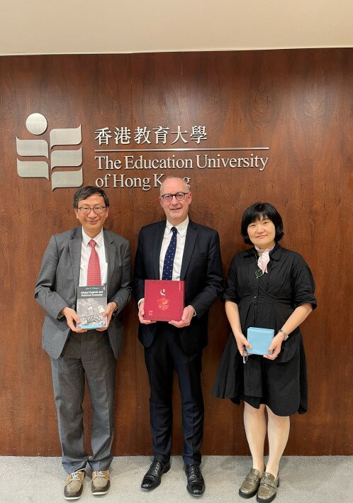 Professor John Lee as the President (Designate) of EdUHK (left) and Professor Michelle Gu, Associate Dean of Graduate School (right), met Professor John O’Regan, Vice-Dean (International) of IOE, UCL (middle) in May