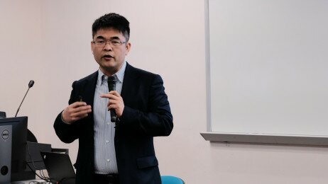 北京師範大學數字經濟與管理系教授、財經素養教育研究中心主任蘇凇教授