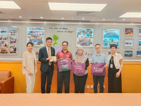 The Brunei delegation visits special education school in Hong Kong