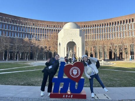 EdUHK student Bu Sin-yiu (left) and Yip Wai-tan (right) at Tianjin University  