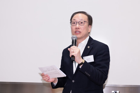 教大副校长（研究与发展）陈智轩教授致辞