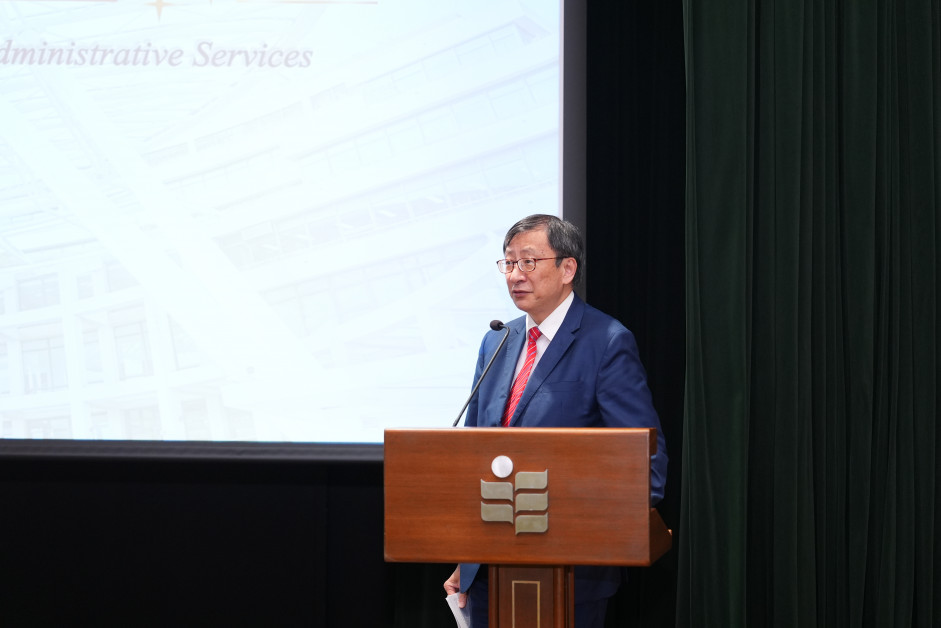 教大校长李子建教授于颁奖礼上致辞