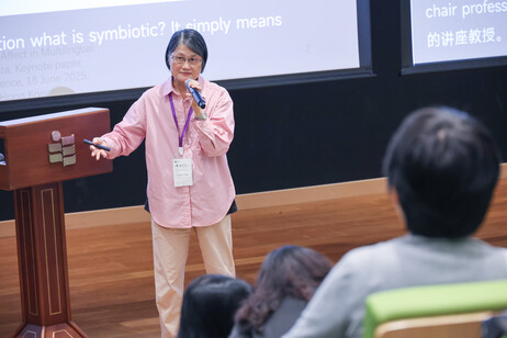 Professor Professor Angel Lin Mei-yi from EdUHK delivers Keynote Speech