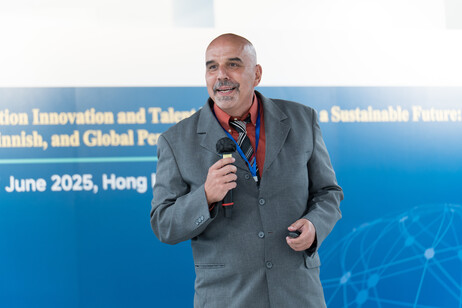Professor Marcelo de Carvalho Borba’s presentation on “Digital Video and Mathematics Education Festival”