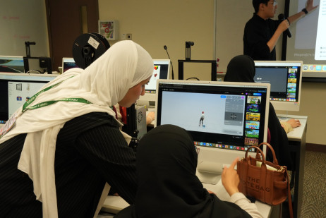 UAEU students attend a workshop on emerging technologies at EdUHK