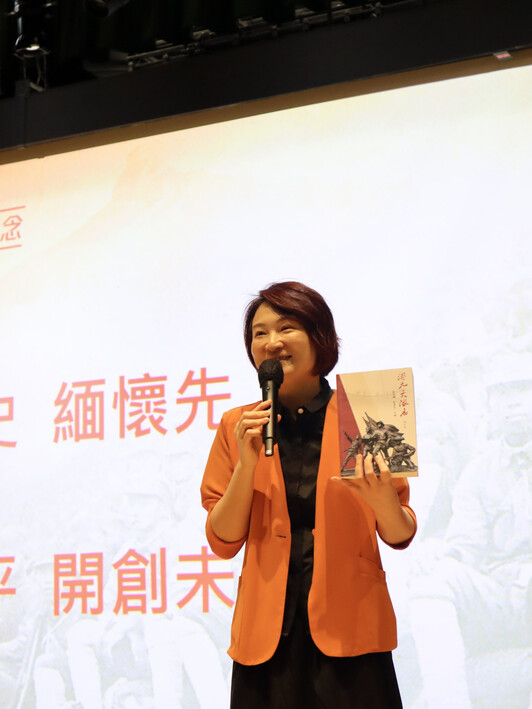 Honorary Professor Starry Lee Wai-king shares her insights   