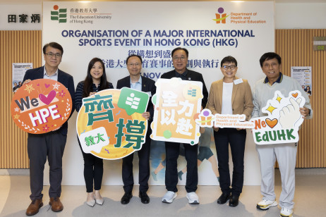 主講嘉賓關祺先生(右三)  與教大副校長（行政）方永豪博士（左三），健康與體育學系系主任夏秀禎教授（右二）、校友及拓展事務處江嘉惠女士（左二）、健康與體育學系首席講師甘偉強博士（左一）及健康與體育學系高級講師雷雄德博士（右一）合照留念