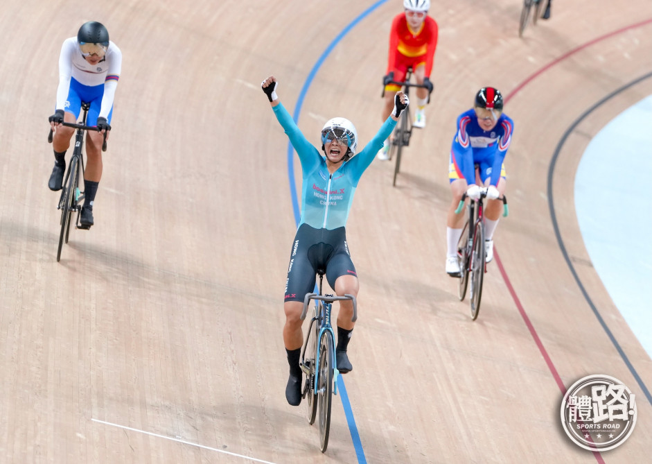 在全能賽中，教大精英運動員學生李思穎（前一）以總分124分成功摘金（圖片來源：體路）