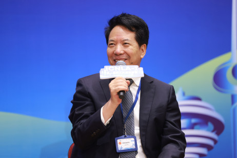 山东大学副校长曹现强教授致开幕辞