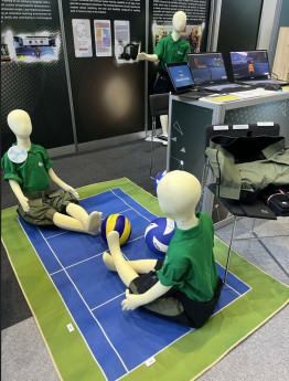 Sitting Light Volleyball and its multifunctional sports equipment