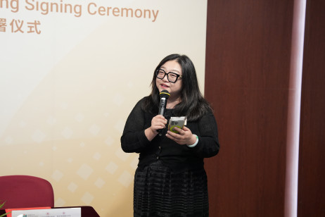 Dr Peggy Zhai, General Principal of Zhongshan Whampoa Schools for Hong Kong and Macao Students, delivers a welcome speech