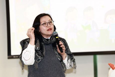 Joey項目負責人、教大協理副校長（學術質素保證）及心理學系教授楊少詩教授介紹研發詳情