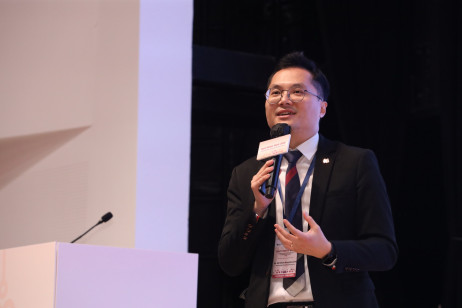 Dr Maxwell Ho Chun-sing, Assistant Professor at the Department of Education Policy and Leadership of EdUHK shares insights in the plenary session 