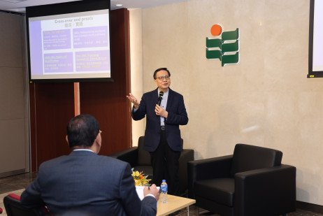 張炳良教授以「My Intellectual Journey and Political Praxis」為題，分享其數十年治學與公共服務的經驗