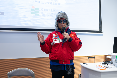 Professor Ho Kin-chung, Adjunct Research Chair Professor of Environmental and Polar Studies at the Academy for Applied Policy Studies and Education Futures of EdUHK, delivers a keynote speech entitled ‘Unity of Heaven and Humanity: Polar Sentiment, Chines