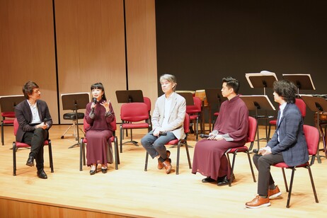 Ms Xu Hui, Acting Principal Erhu of HKCO, introduces the innovative concept of the “eco erhu”