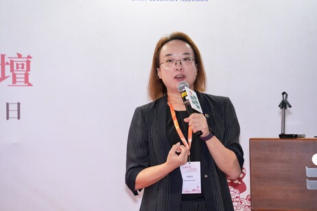 Ms Elaine Lee Yee-ling, Vice Principal of Guangzhou Jinan University Hong Kong and Macao Students’ School, delivering a speech