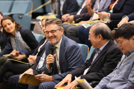 慕尼黑大学环境建模教授兼首席可持续发展主任Professor Dr Ralf Ludwig在研讨会上分享其见解