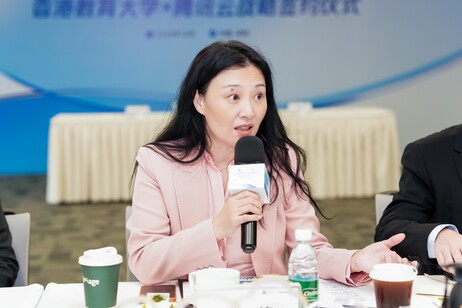 腾讯云副总裁、腾讯教育负责人石梅女士致欢迎辞
