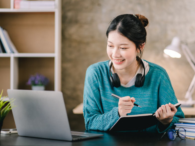 自下而上的评估改革:以学生为中心的评估驱动学习(SCADL)平台